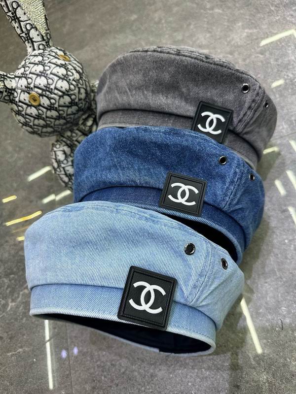 Chanel beret dx25